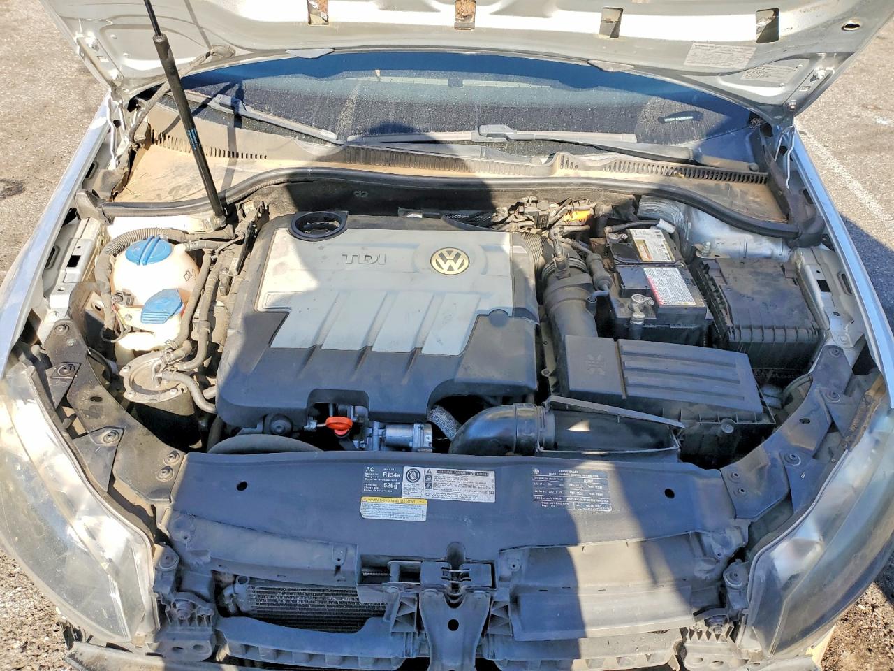 2010 VOLKSWAGEN GOLF