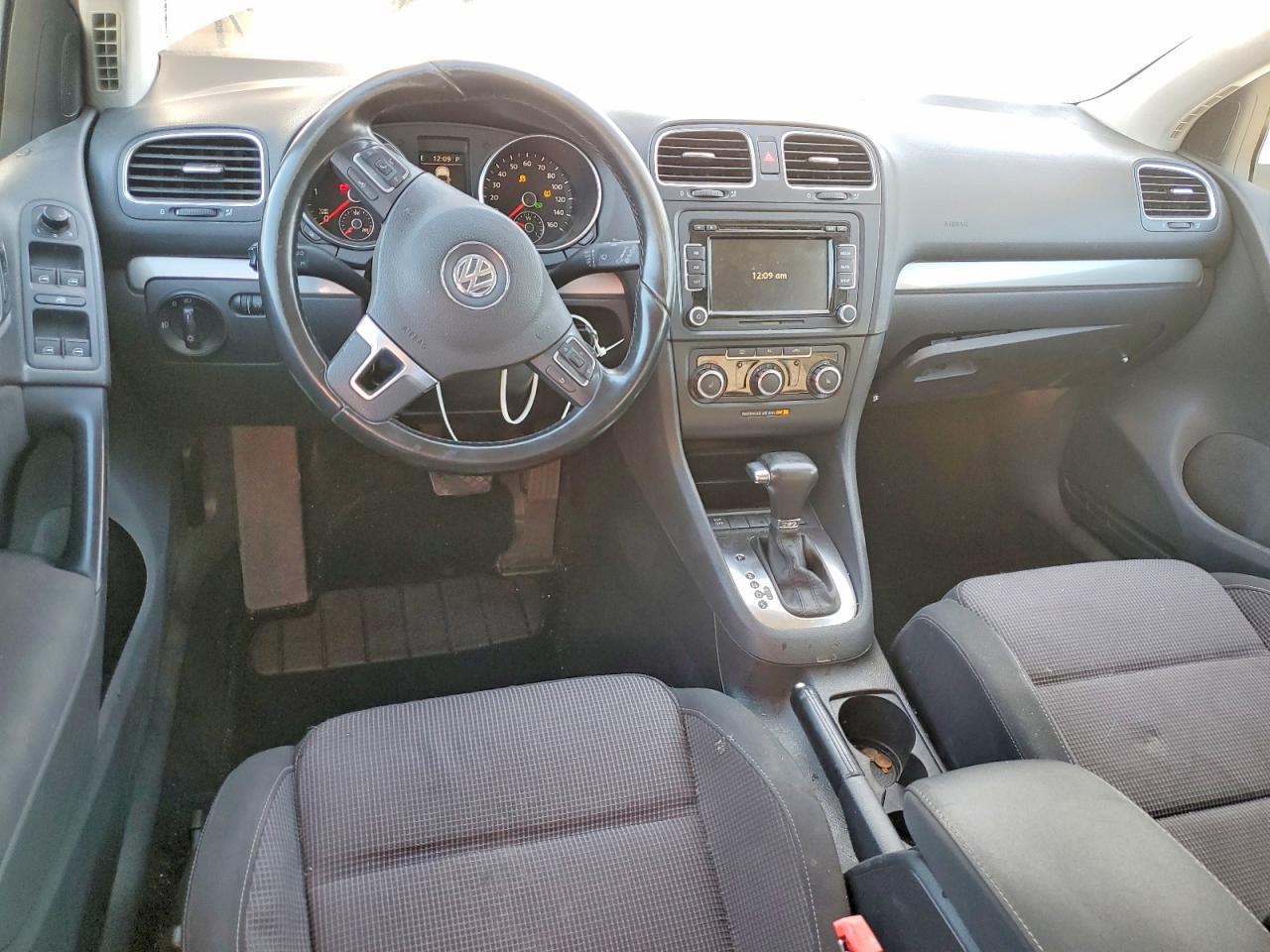 2010 VOLKSWAGEN GOLF