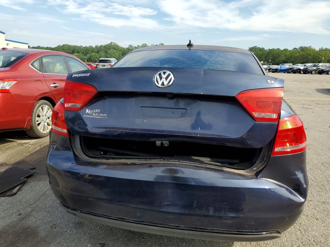 2014 VOLKSWAGEN PASSAT