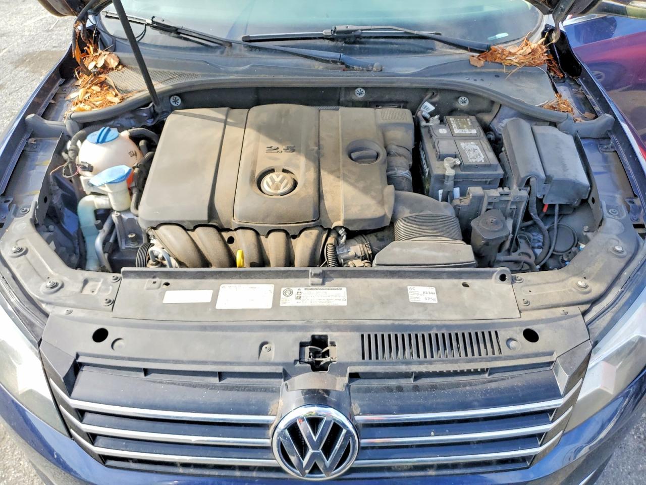 2014 VOLKSWAGEN PASSAT