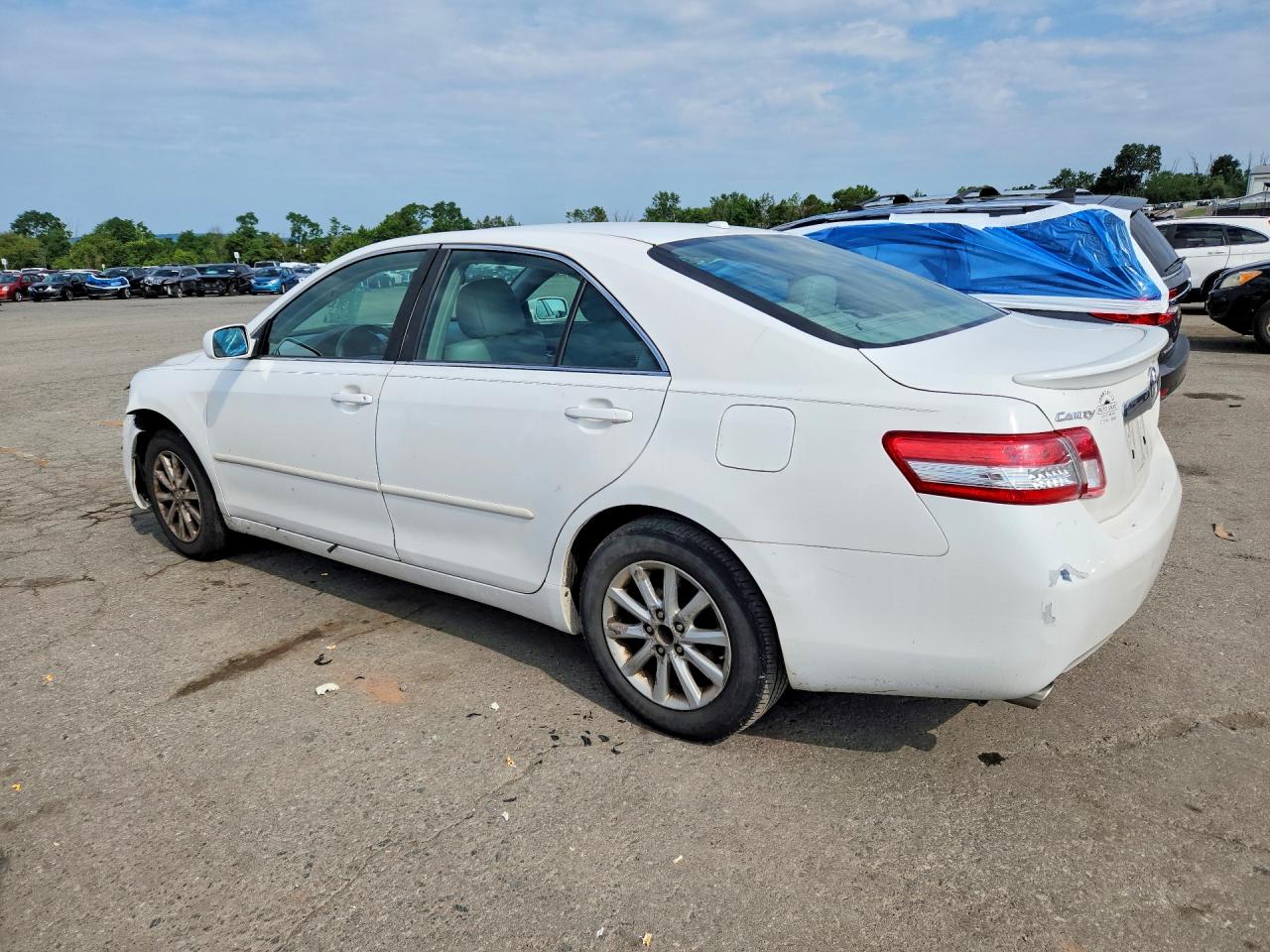 2010 TOYOTA CAMRY
