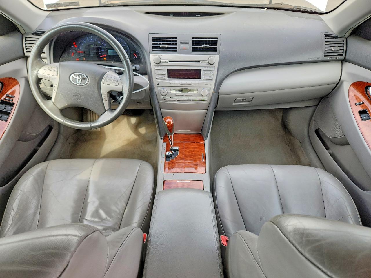 2010 TOYOTA CAMRY