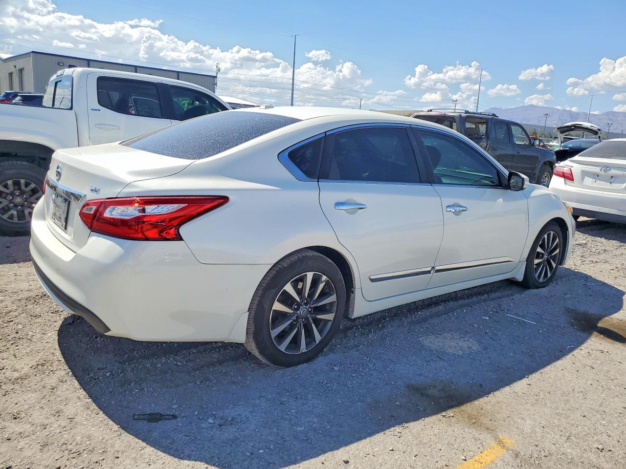 2016 NISSAN ALTIMA