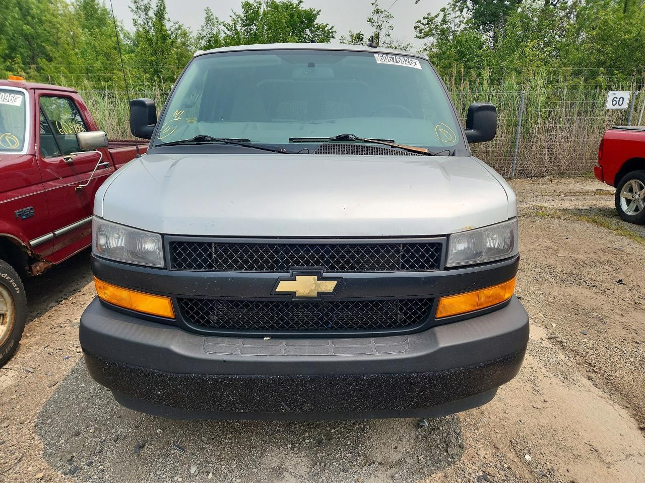 2020 CHEVROLET EXPRESS