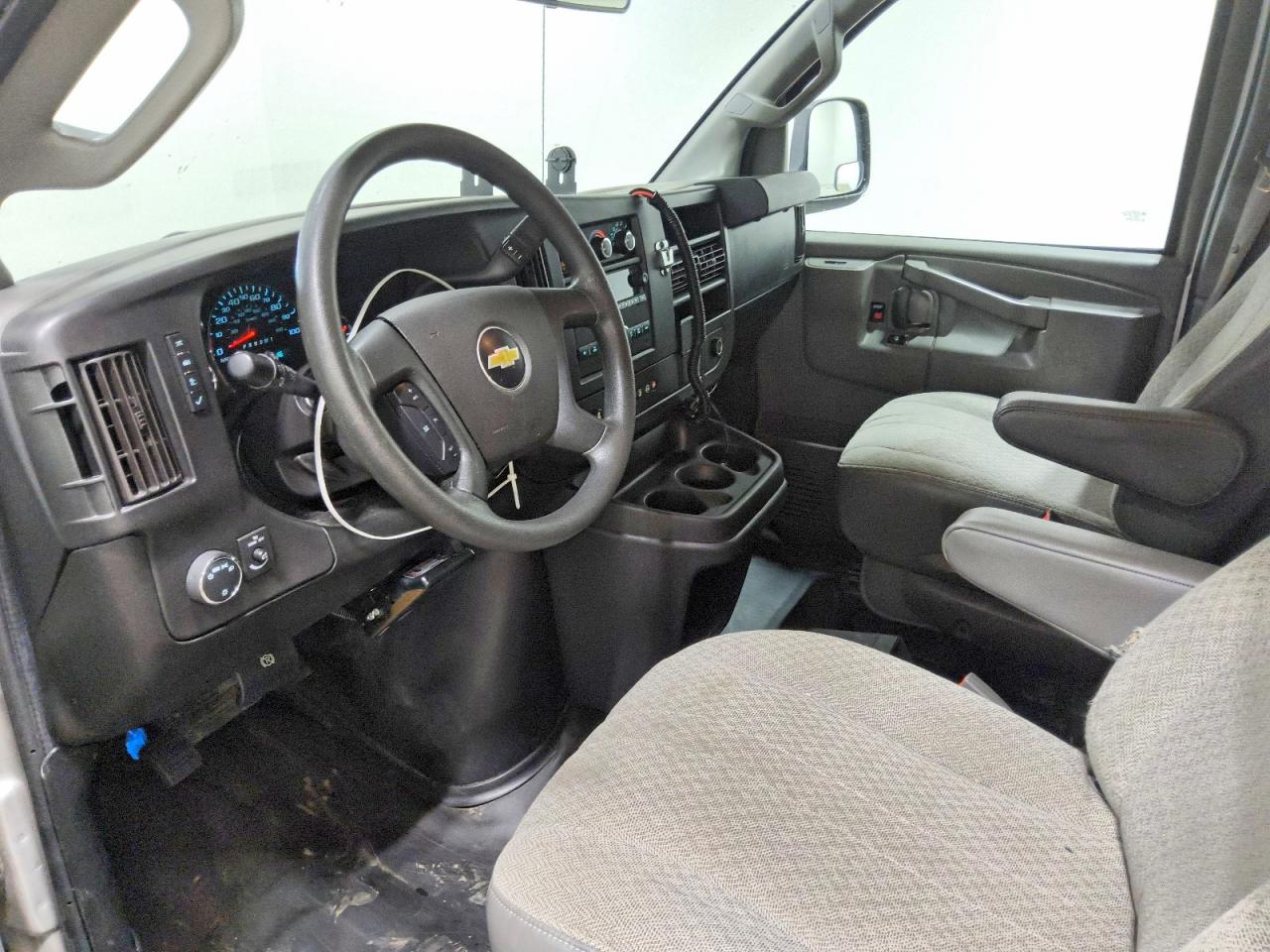 2020 CHEVROLET EXPRESS