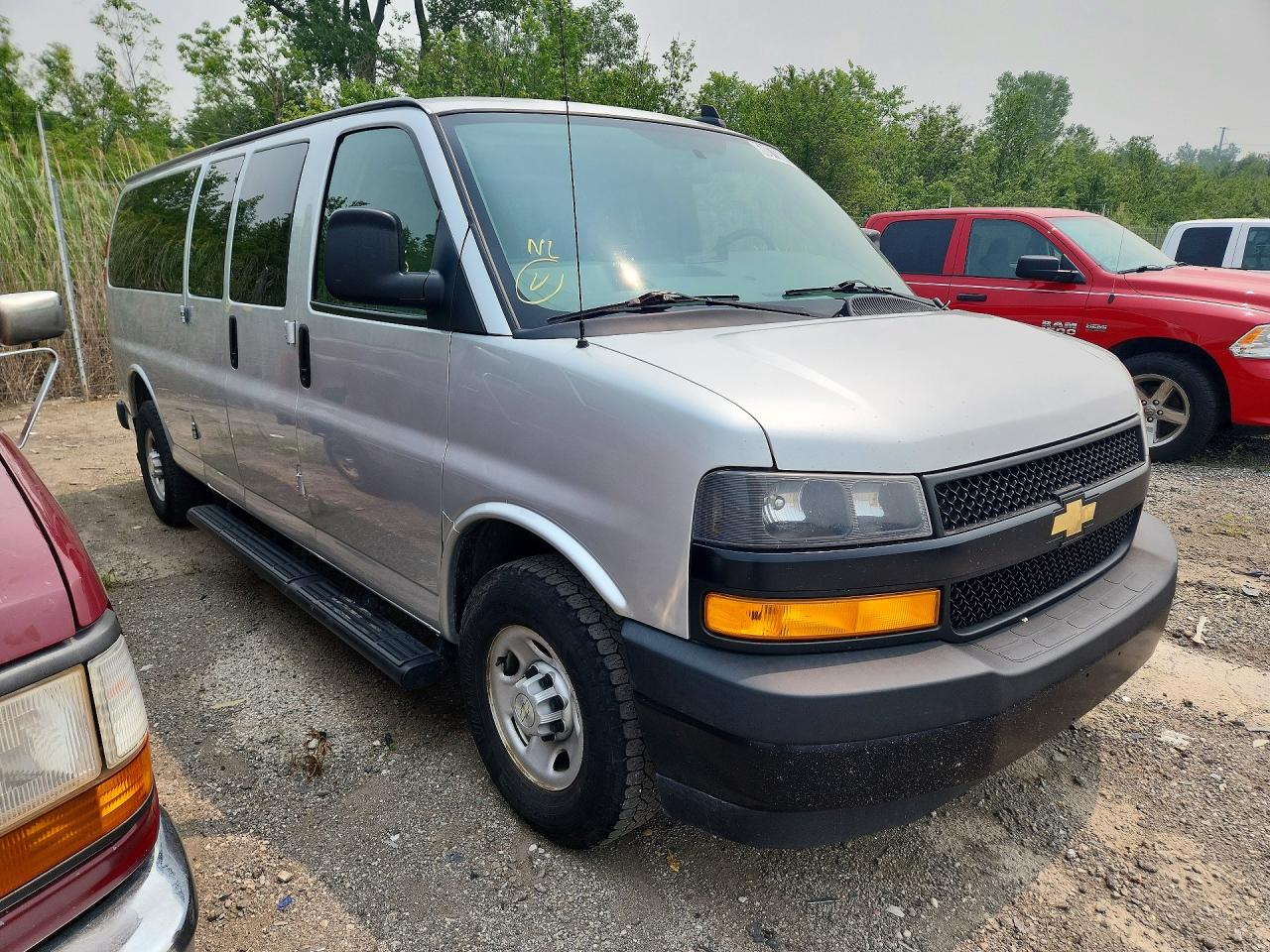 2020 CHEVROLET EXPRESS