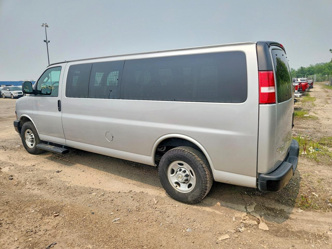 2020 CHEVROLET EXPRESS