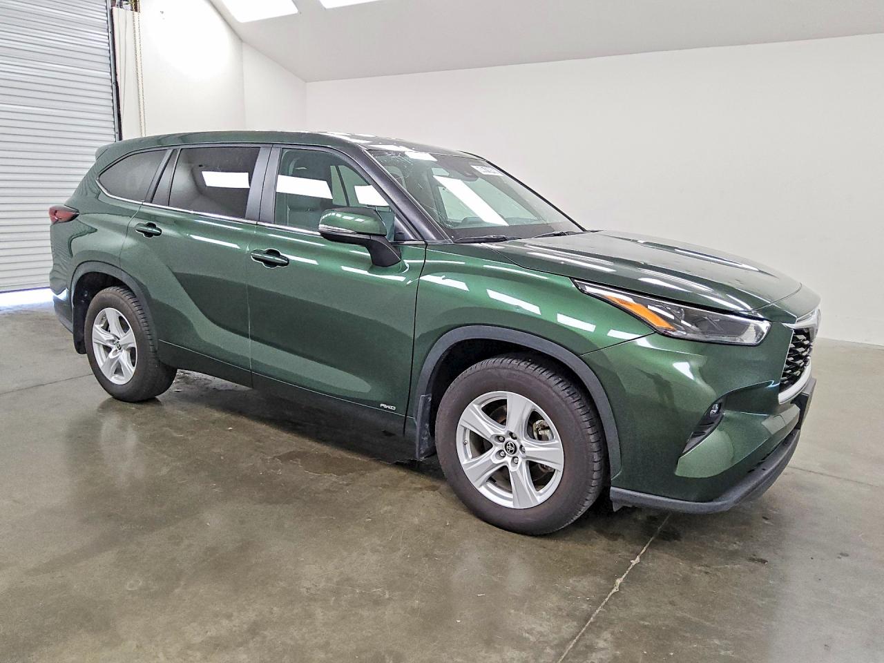 2024 TOYOTA HIGHLANDER