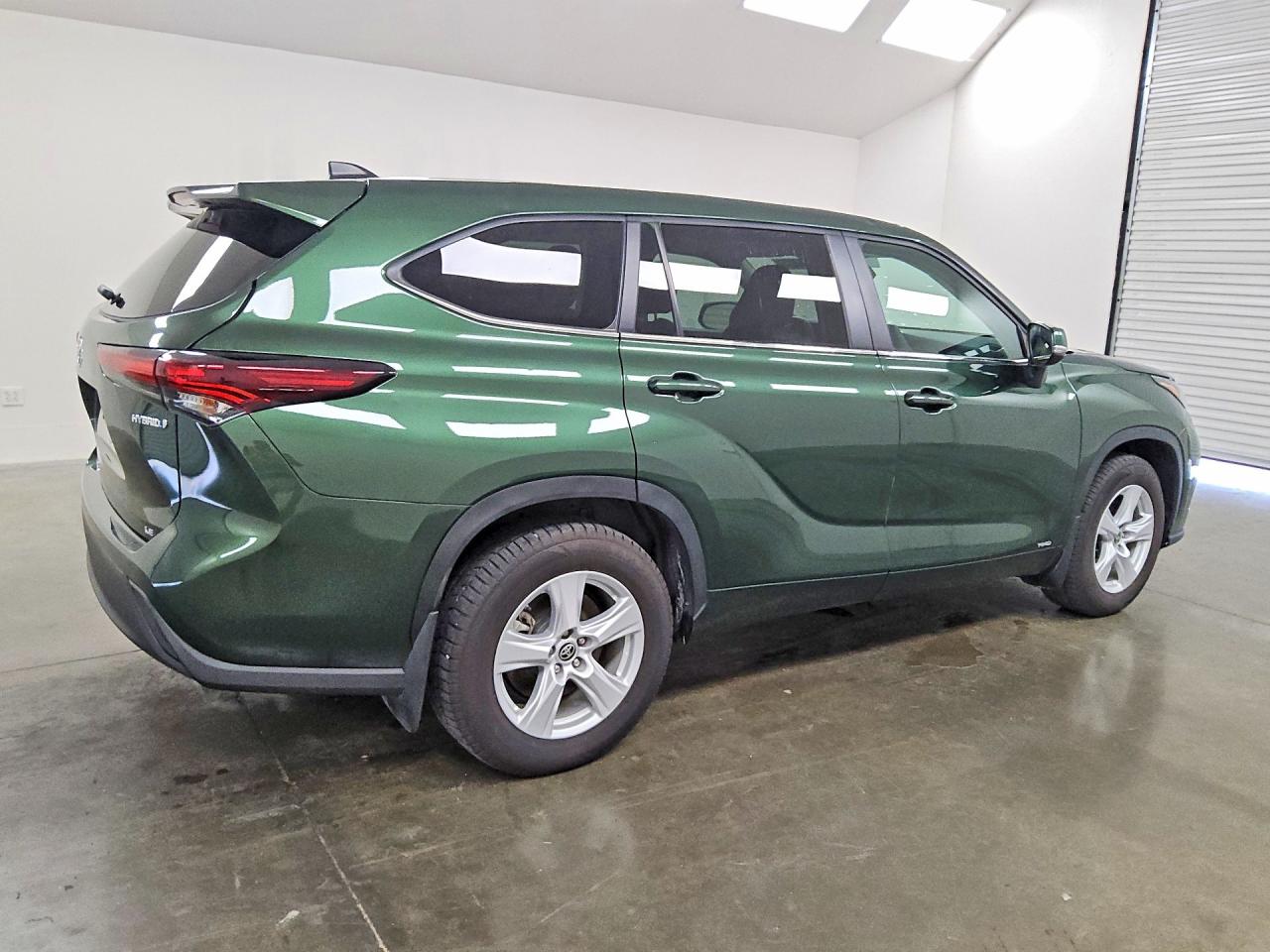 2024 TOYOTA HIGHLANDER