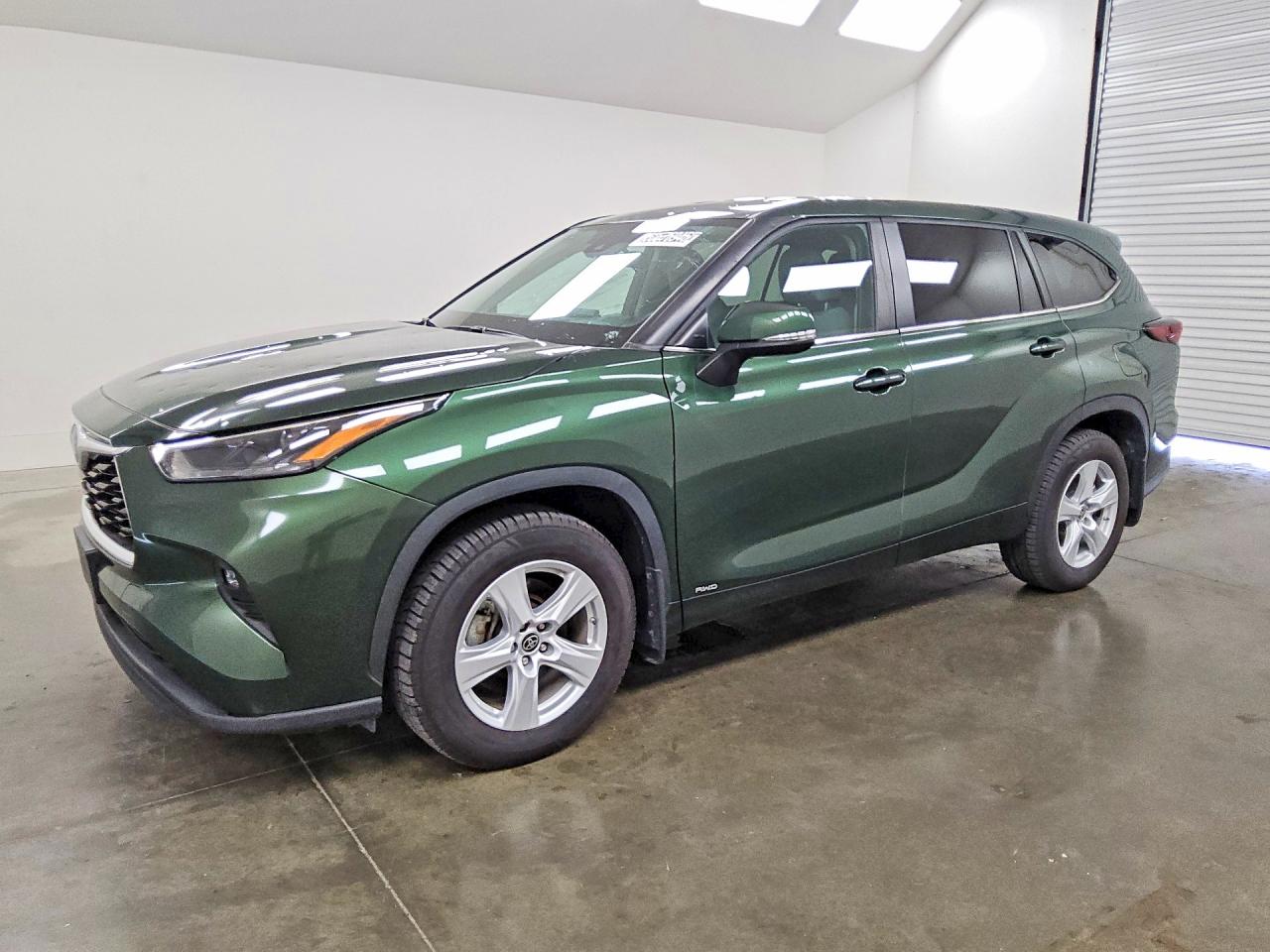 2024 TOYOTA HIGHLANDER
