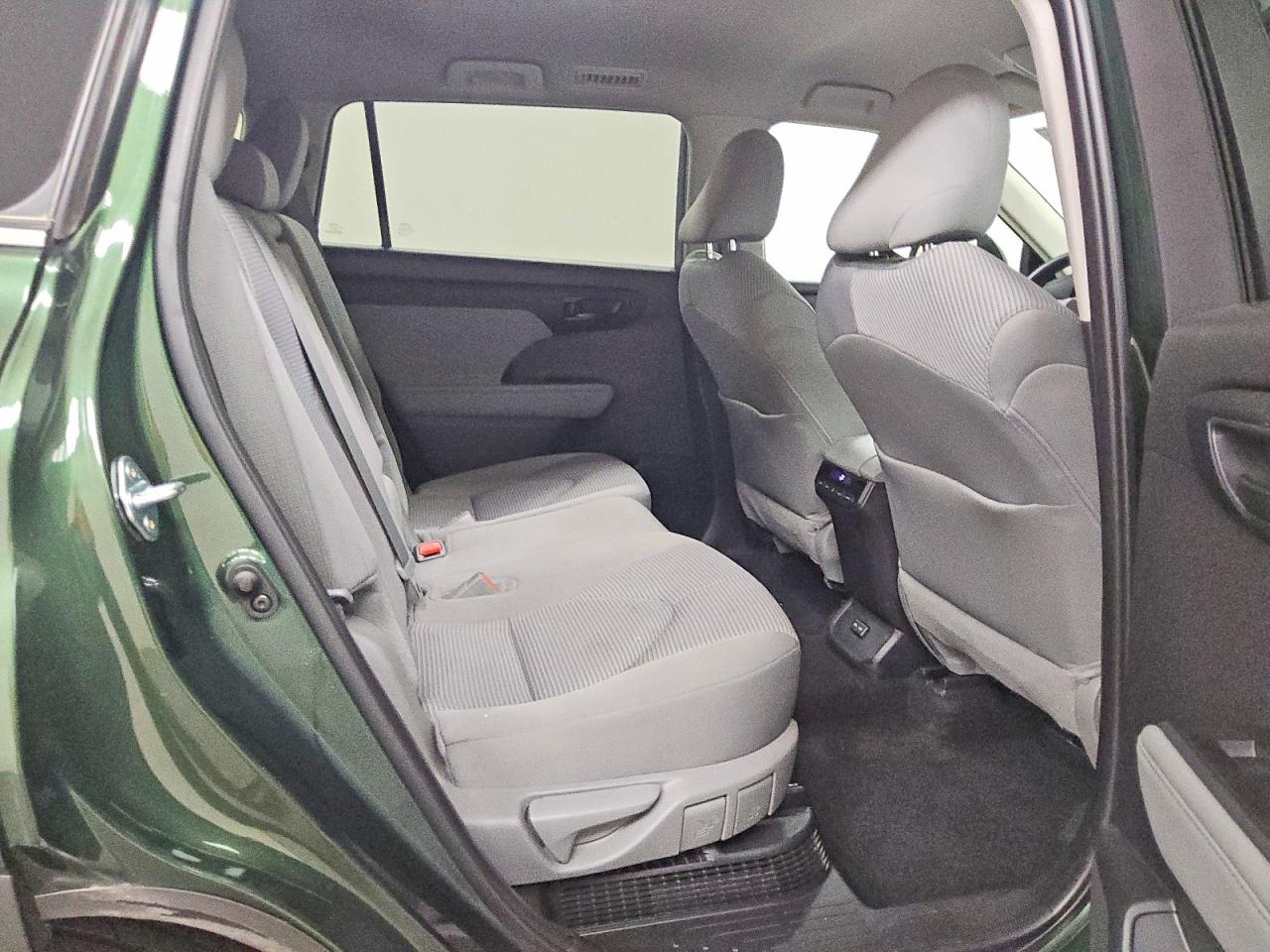 2024 TOYOTA HIGHLANDER