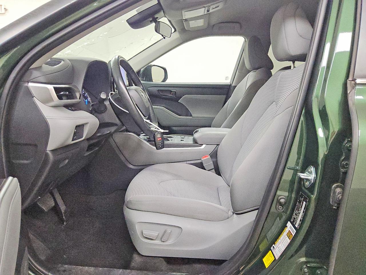 2024 TOYOTA HIGHLANDER
