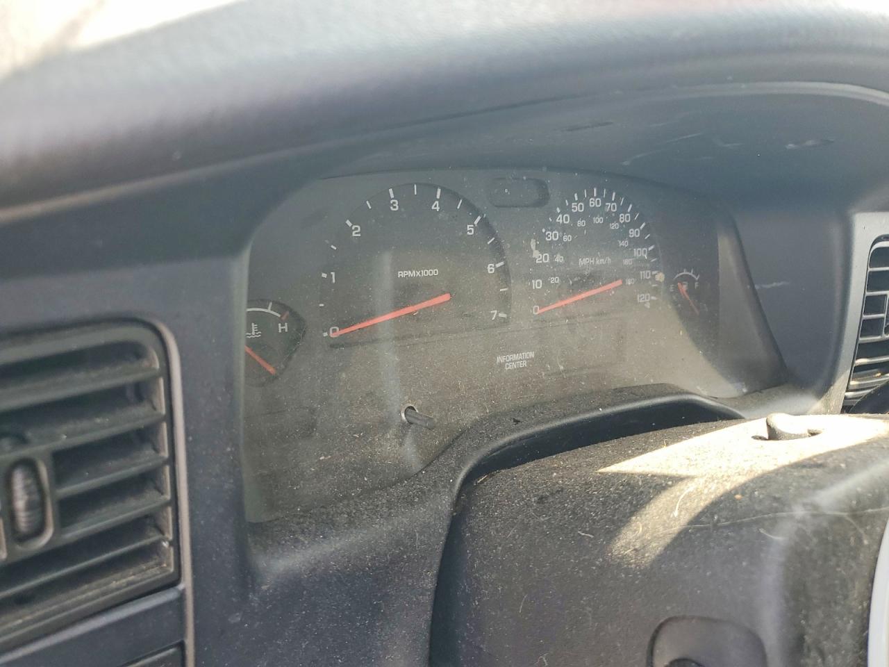 2004 DODGE DAKOTA