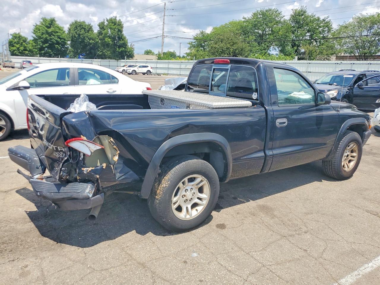 2004 DODGE DAKOTA