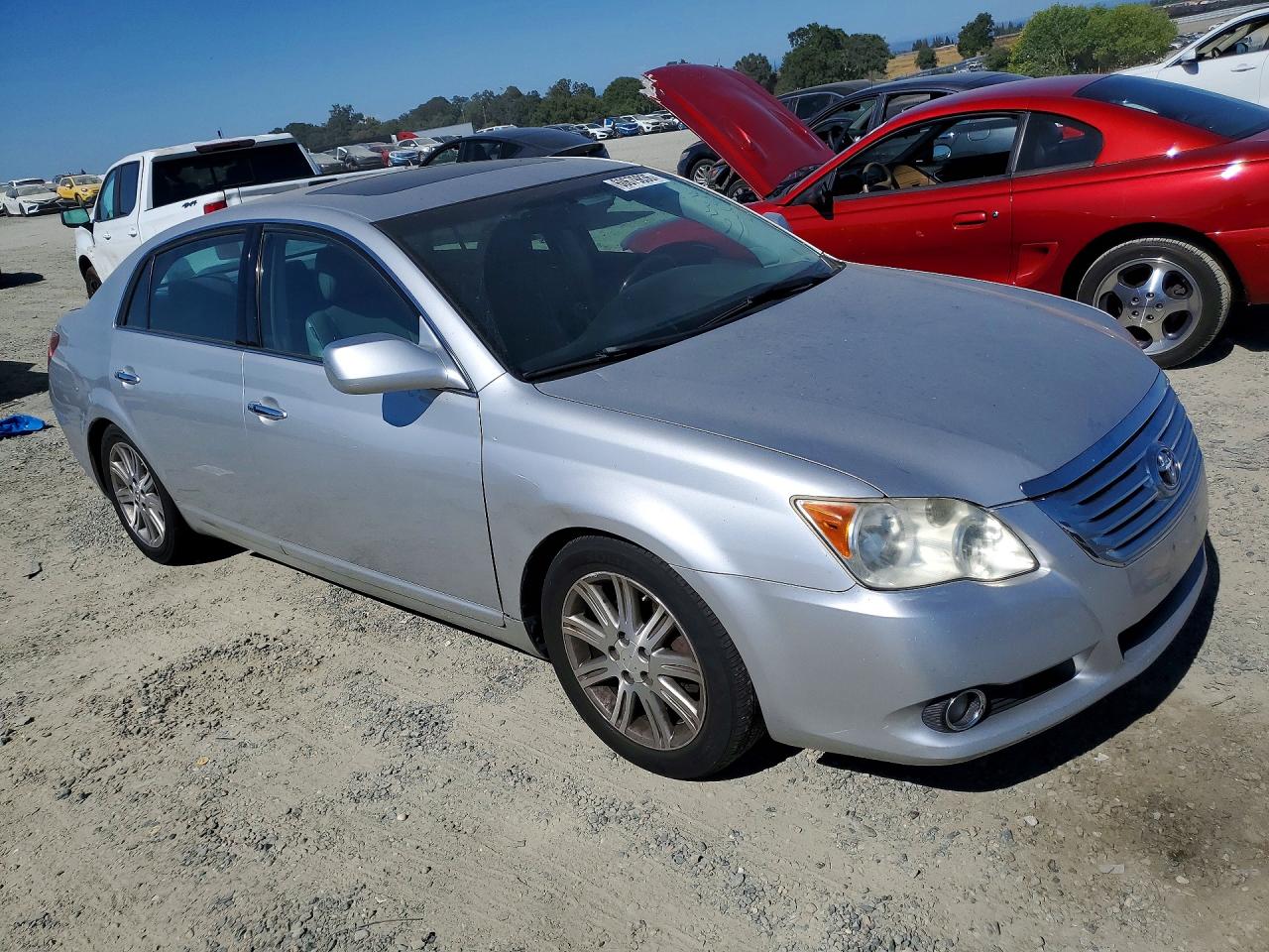 2008 TOYOTA AVALON