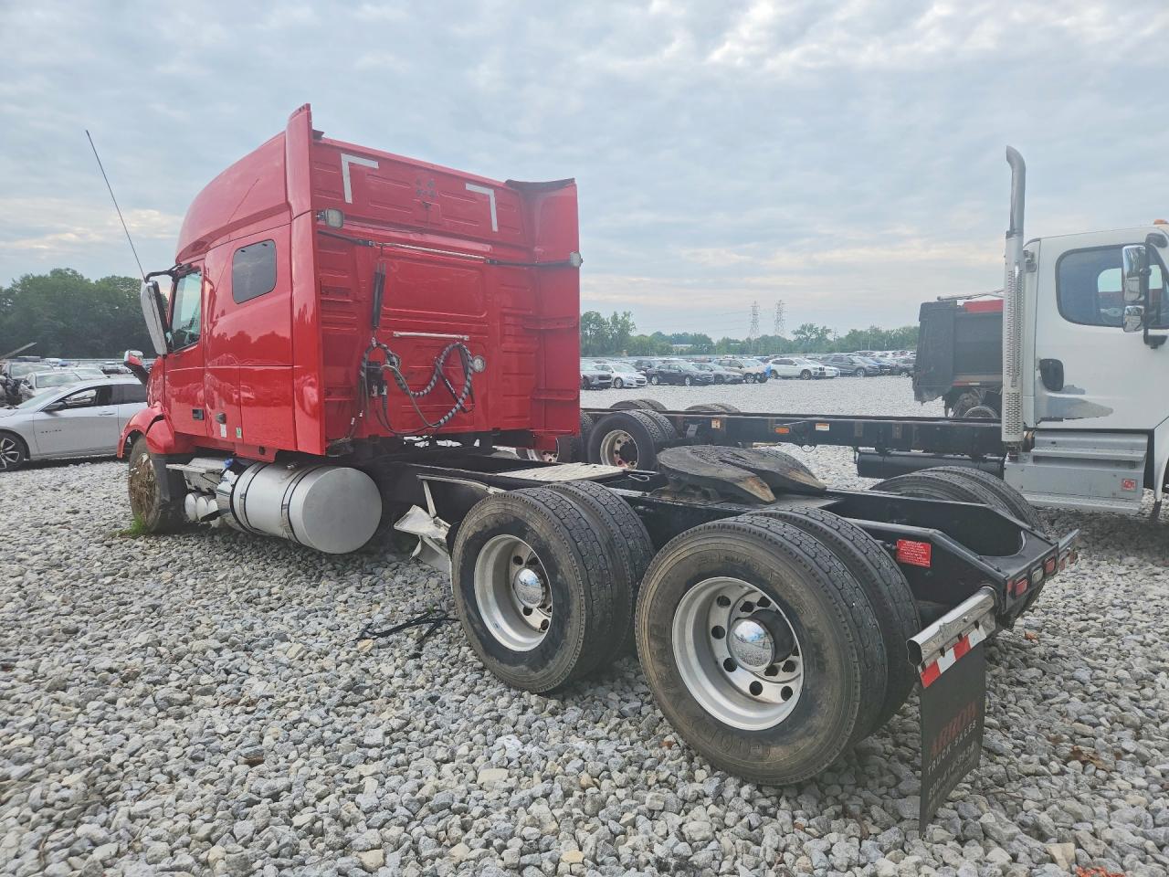 2019 VOLVO VN