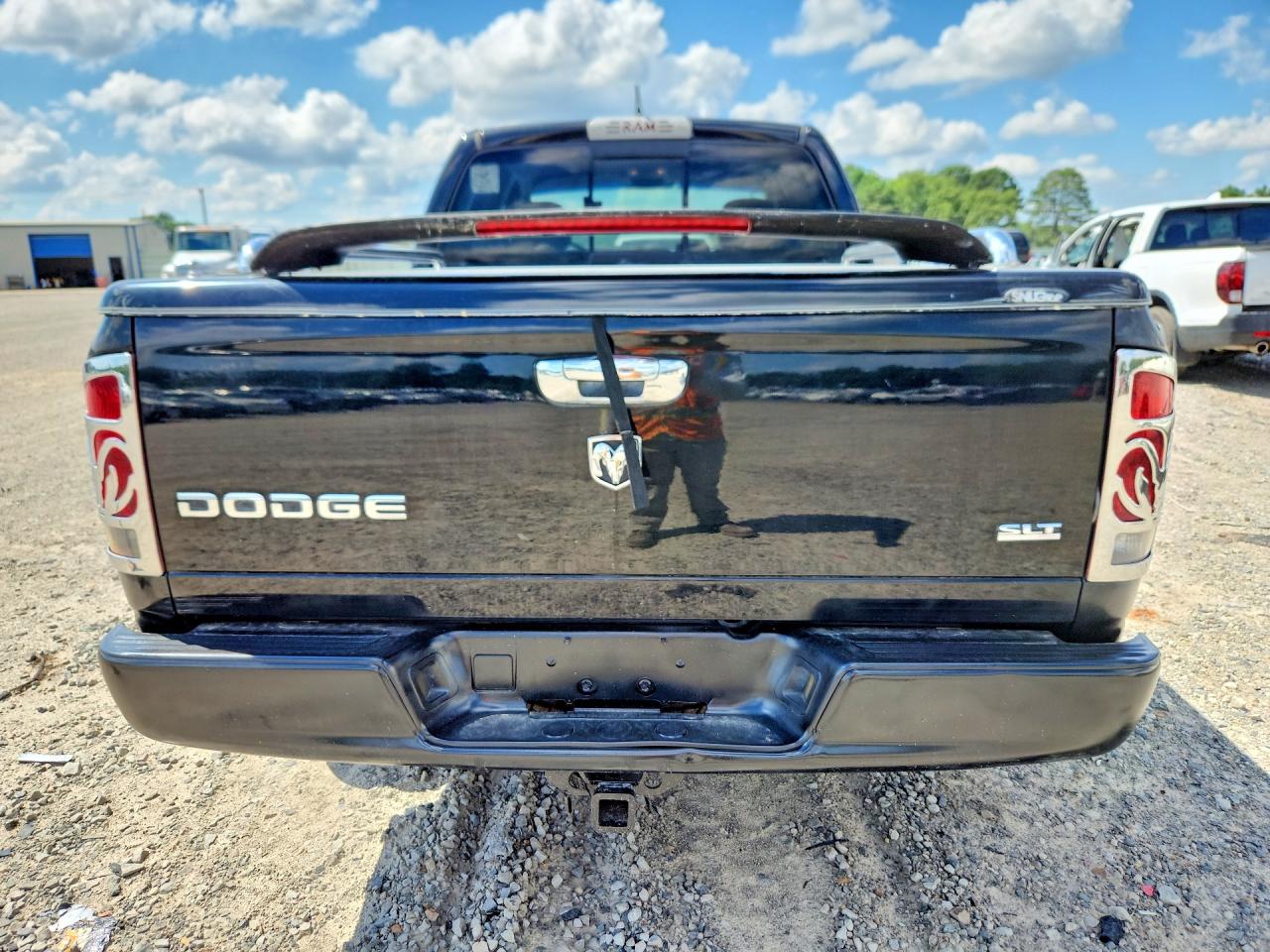2004 DODGE RAM 1500