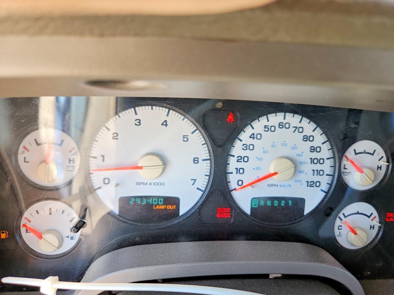 2004 DODGE RAM 1500