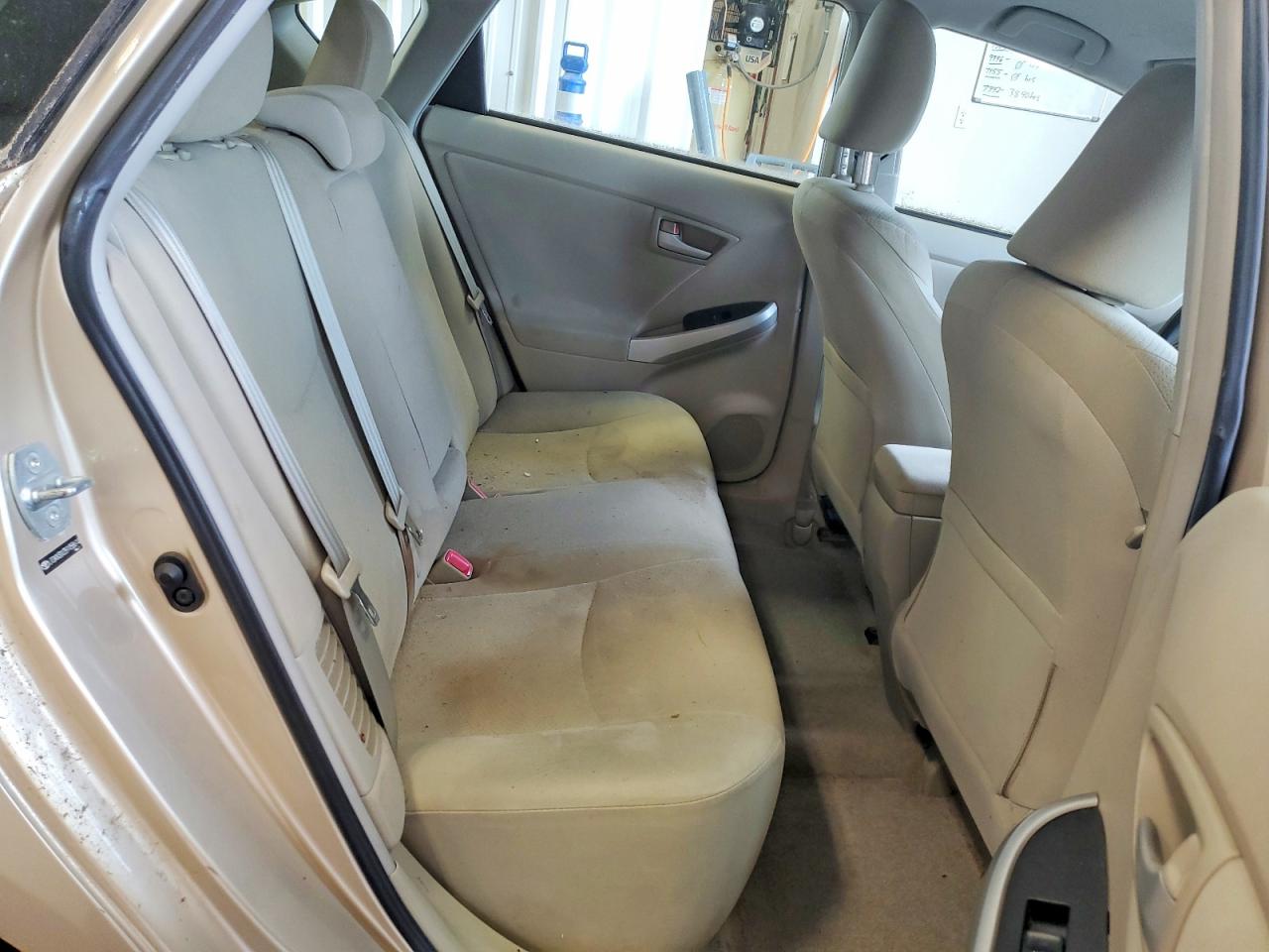 2011 TOYOTA PRIUS