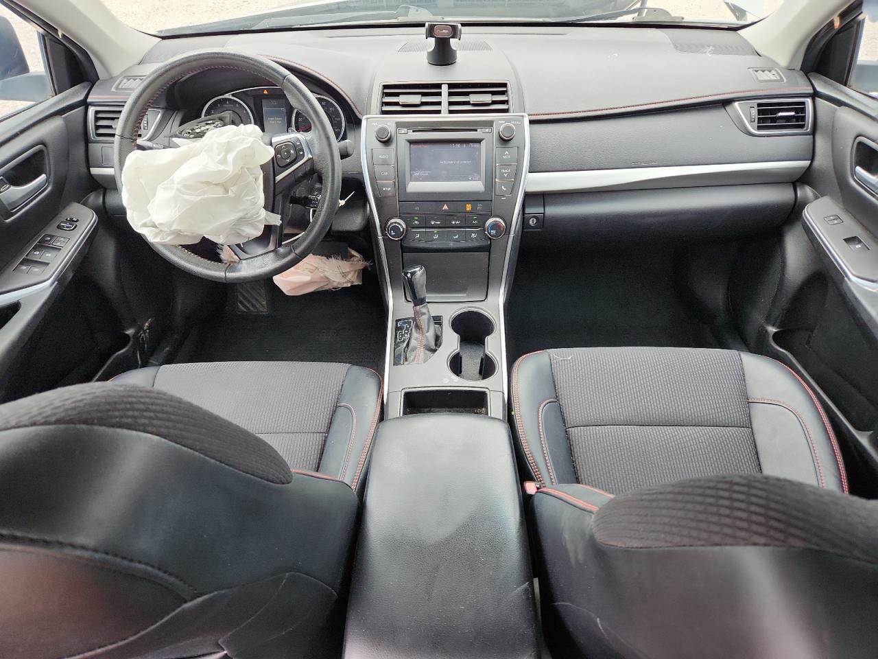 2016 TOYOTA CAMRY