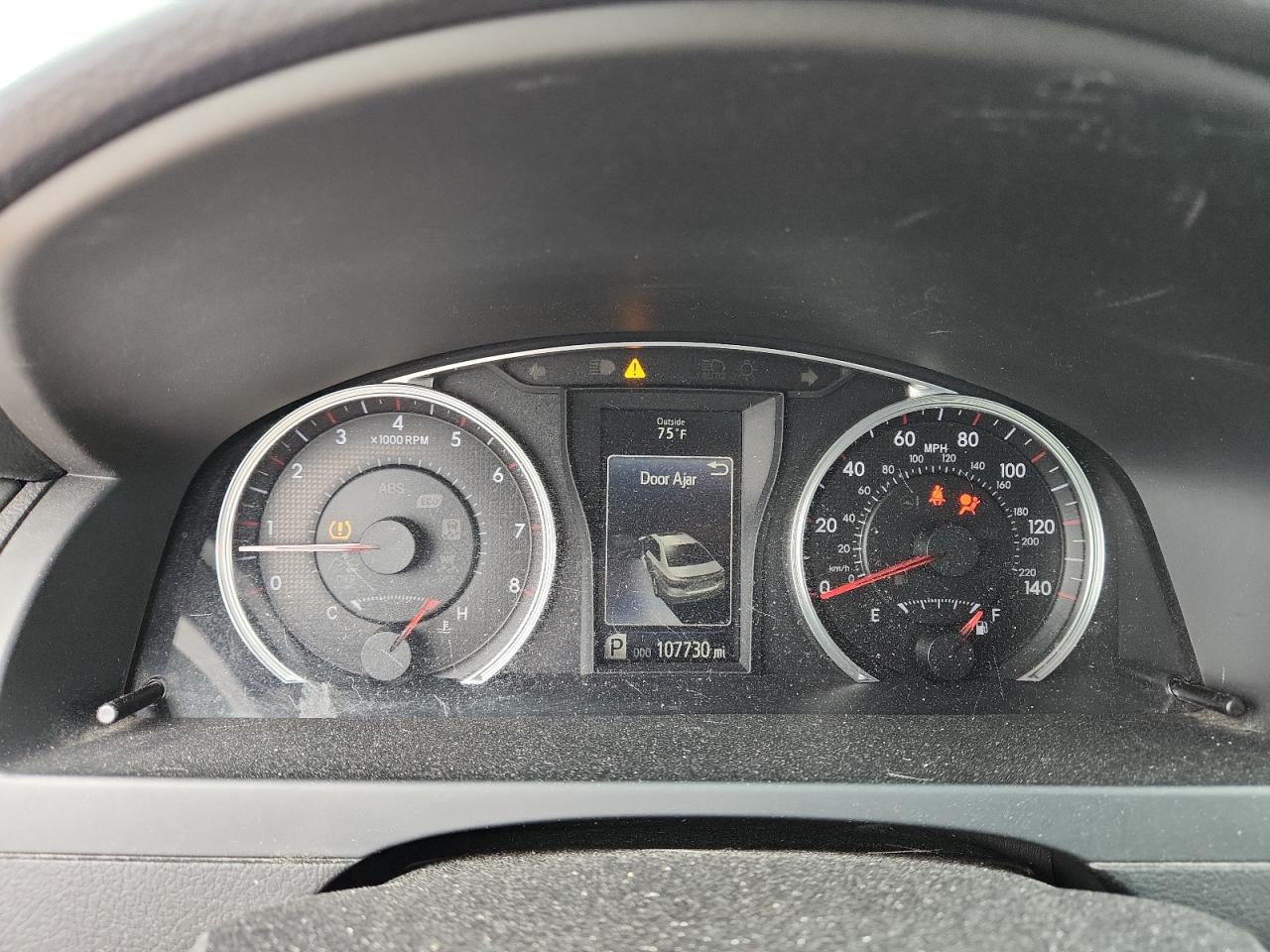 2016 TOYOTA CAMRY