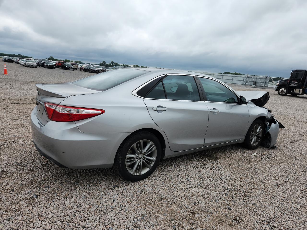 2016 TOYOTA CAMRY