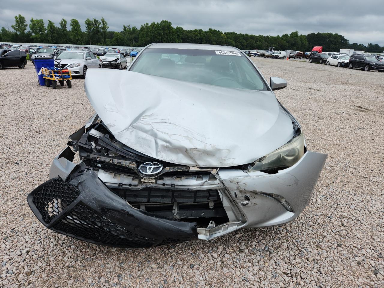 2016 TOYOTA CAMRY