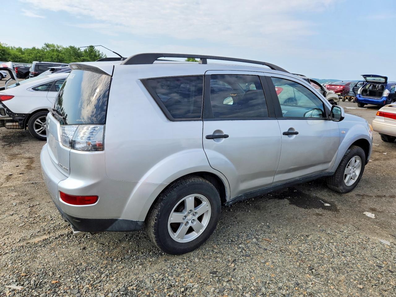 2007 MITSUBISHI OUTLANDER