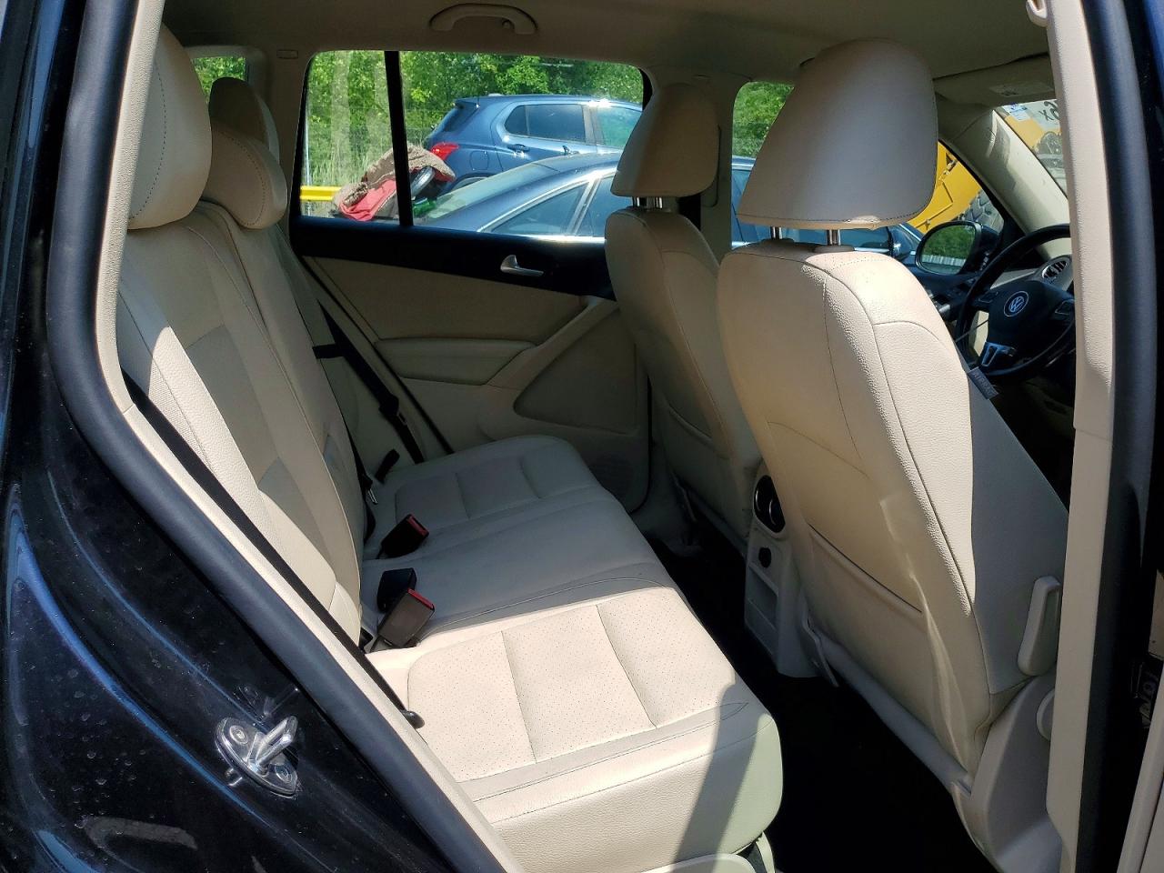 2017 VOLKSWAGEN TIGUAN