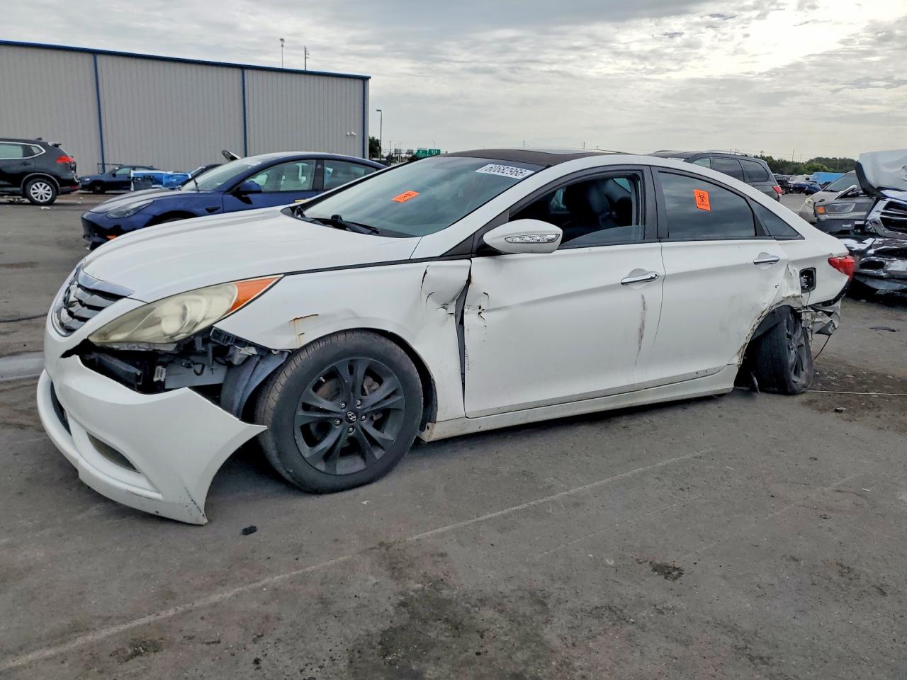 2011 HYUNDAI SONATA