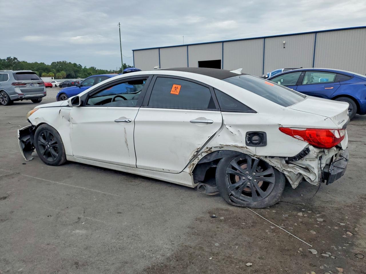 2011 HYUNDAI SONATA