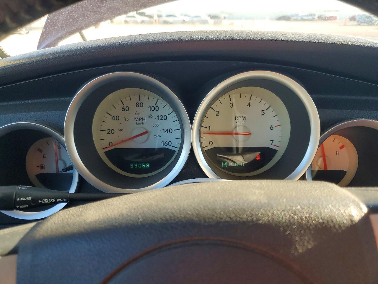 2005 DODGE MAGNUM