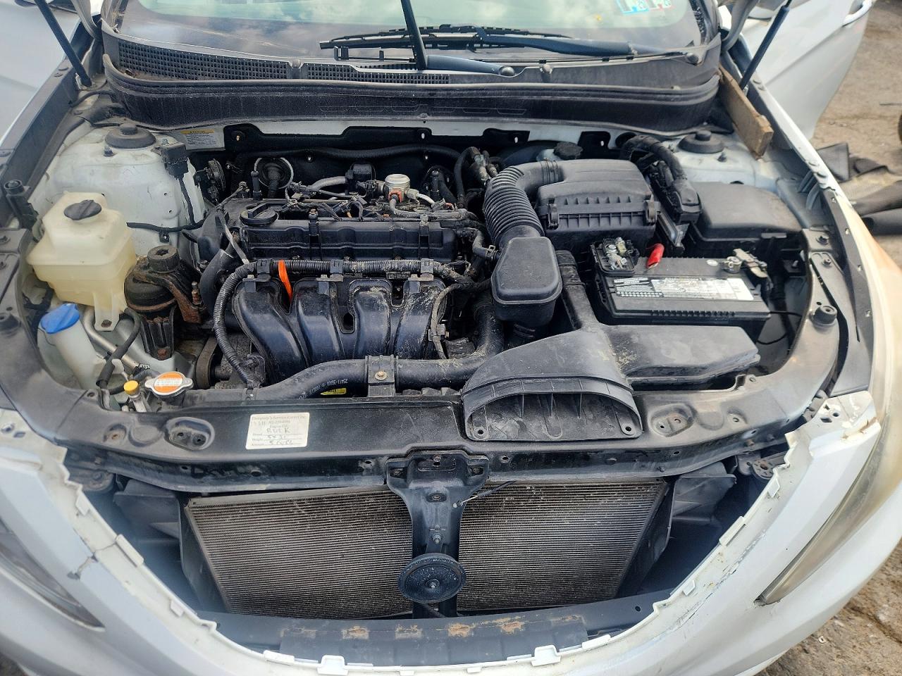 2011 HYUNDAI SONATA