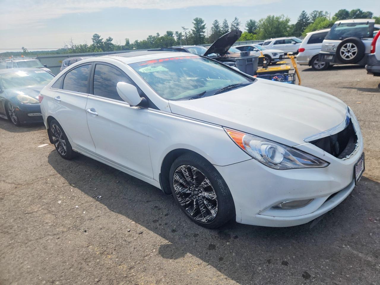 2011 HYUNDAI SONATA