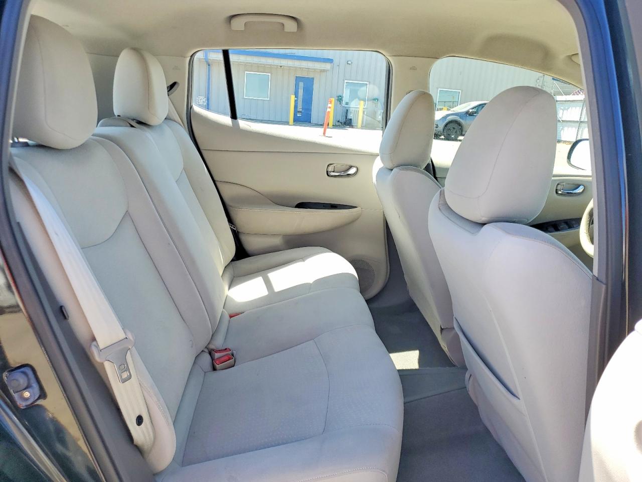 2012 NISSAN LEAF