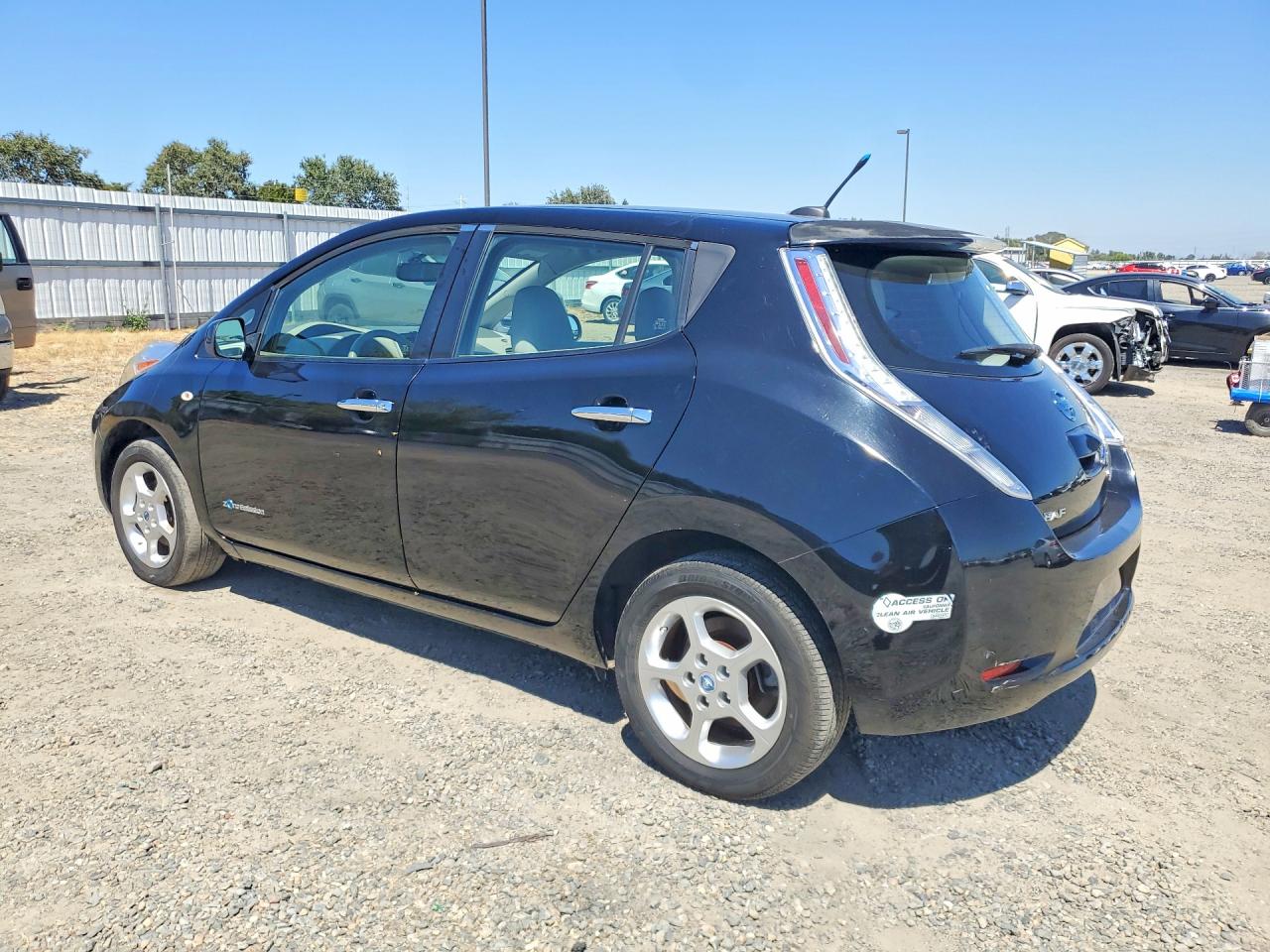 2012 NISSAN LEAF
