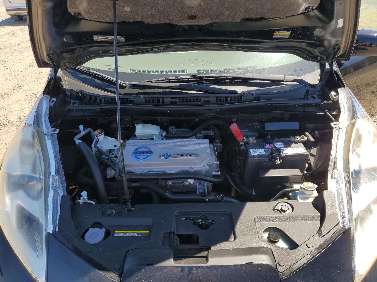 2012 NISSAN LEAF