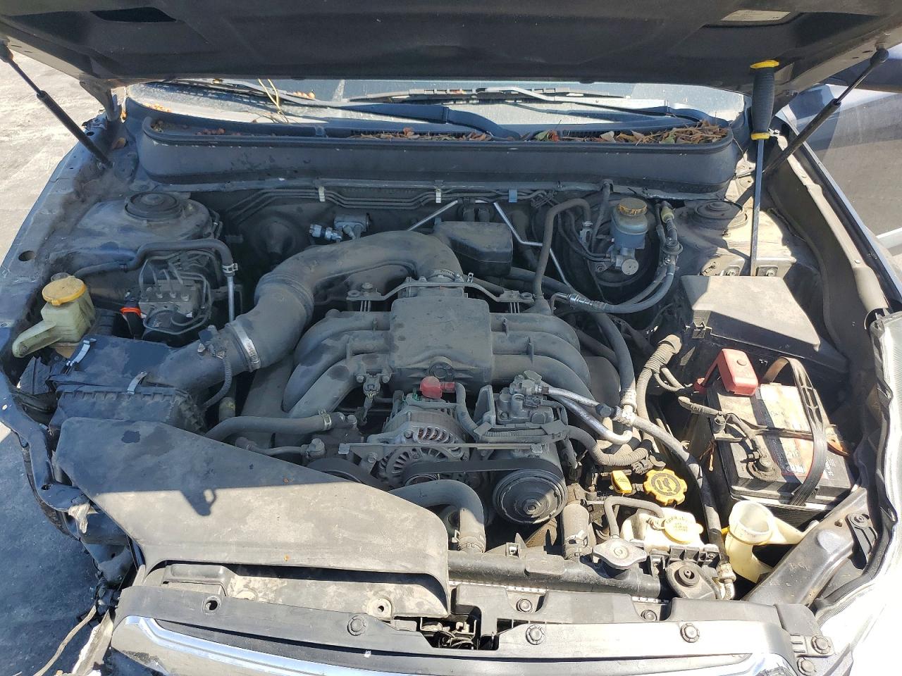 2012 SUBARU OUTBACK