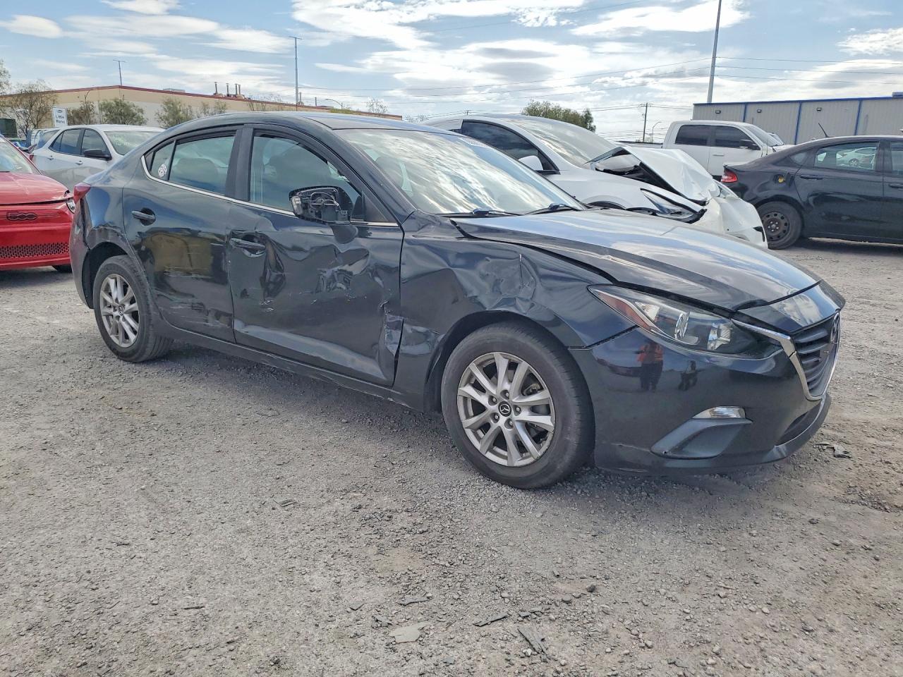 2016 MAZDA 3