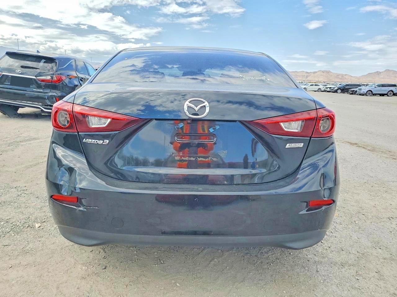 2016 MAZDA 3