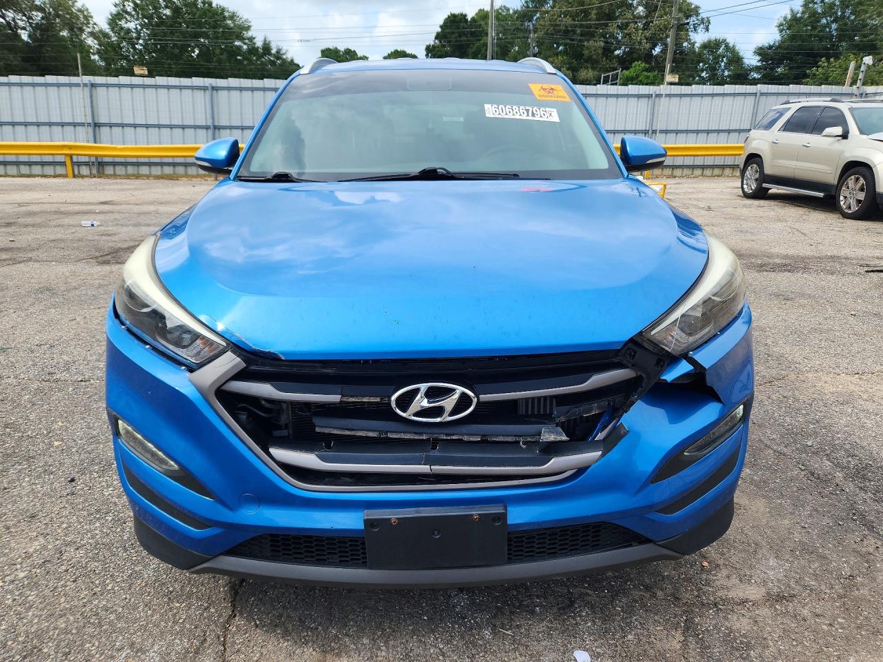 2016 HYUNDAI TUCSON