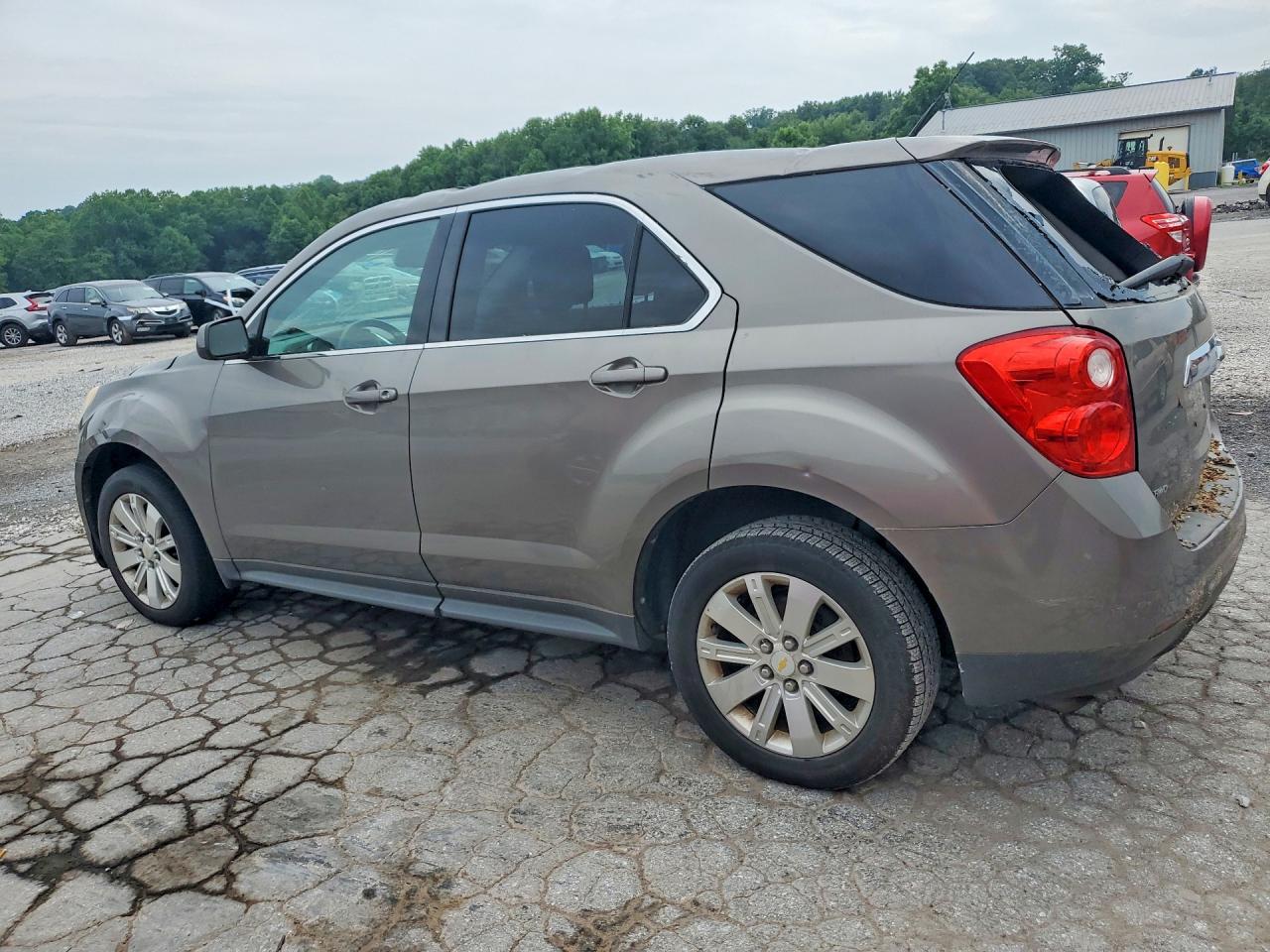 2011 CHEVROLET EQUINOX