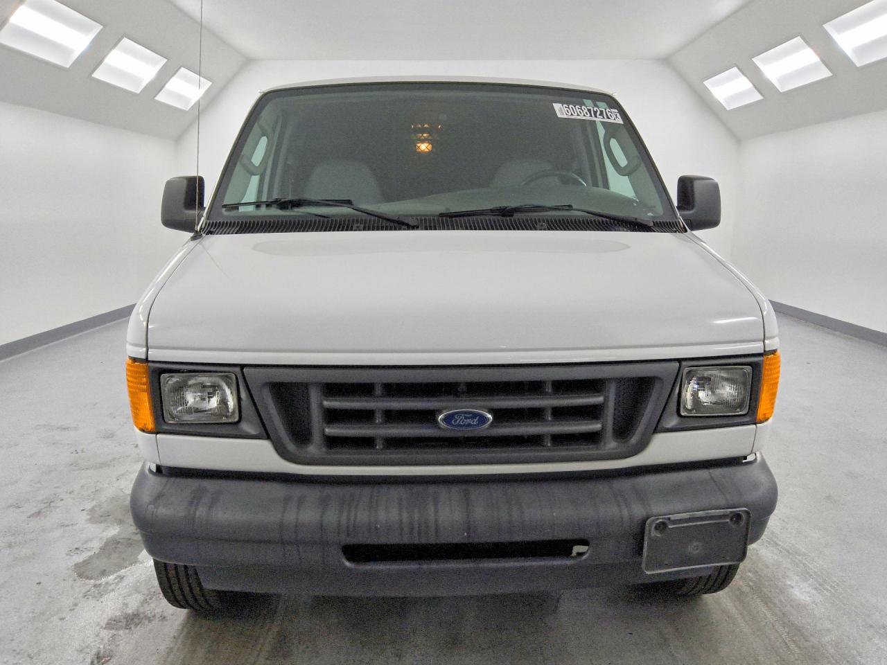 2004 FORD ECONOLINE