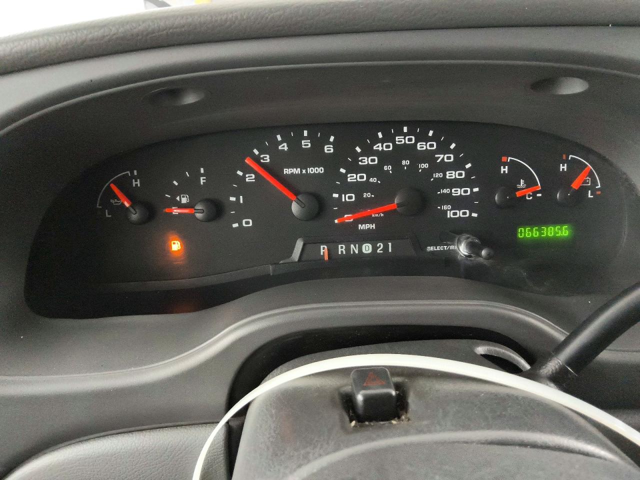 2004 FORD ECONOLINE