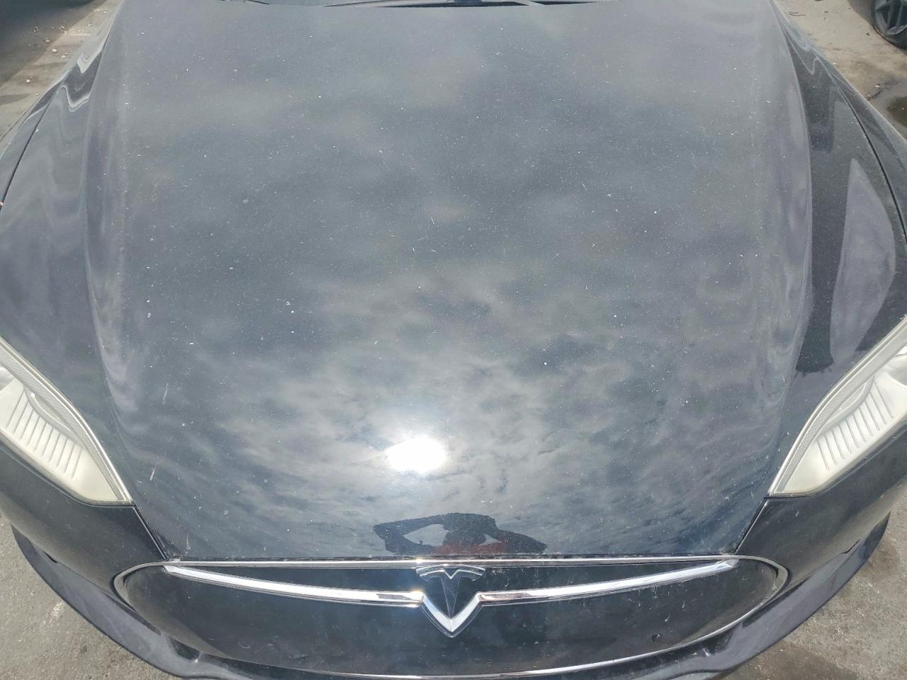 2015 TESLA MODEL S
