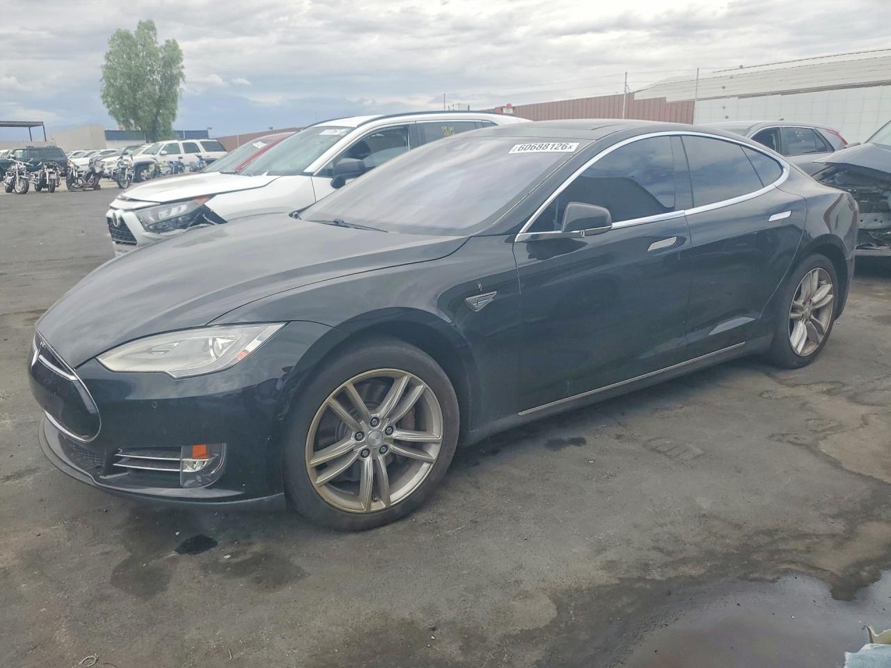 2015 TESLA MODEL S
