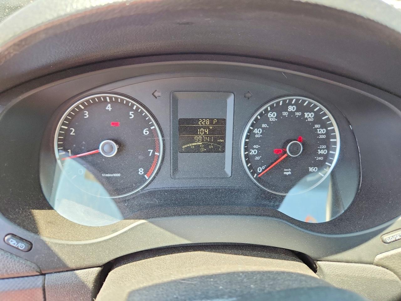 2012 VOLKSWAGEN JETTA