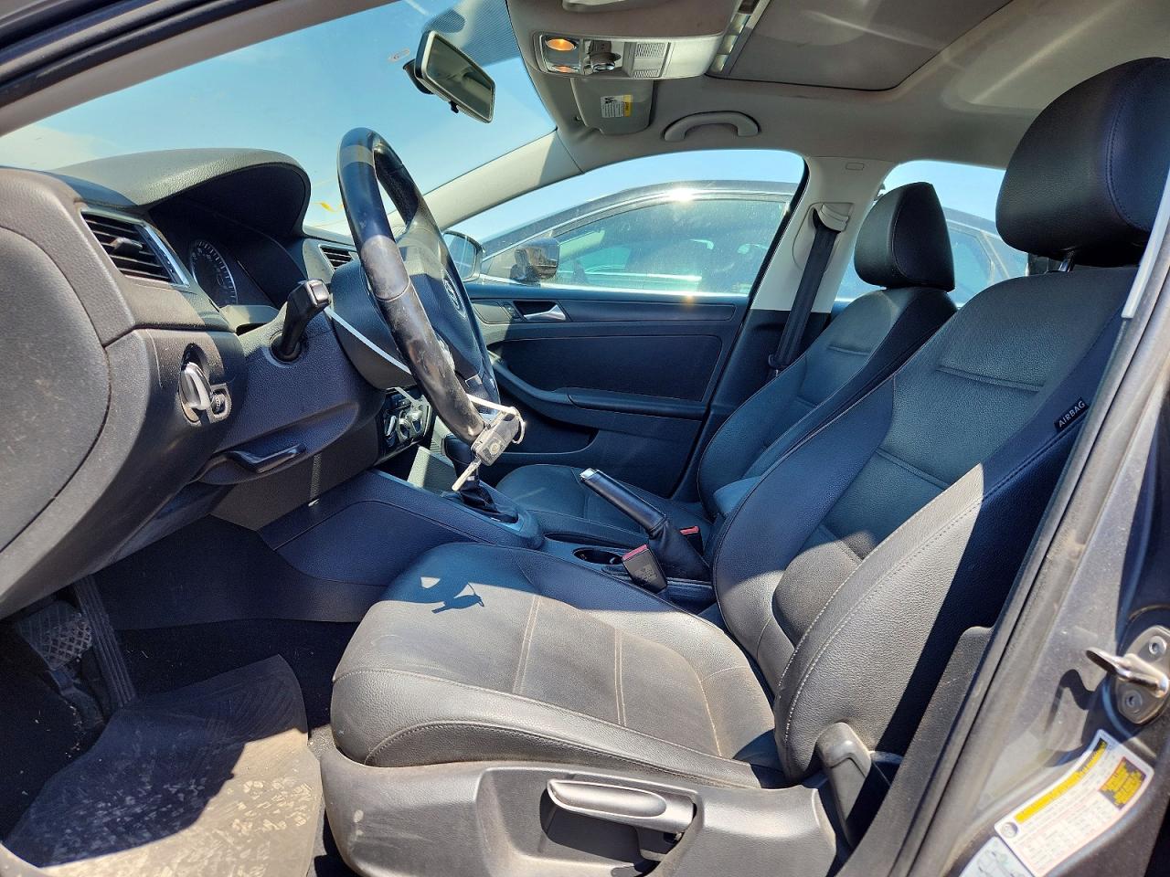 2012 VOLKSWAGEN JETTA