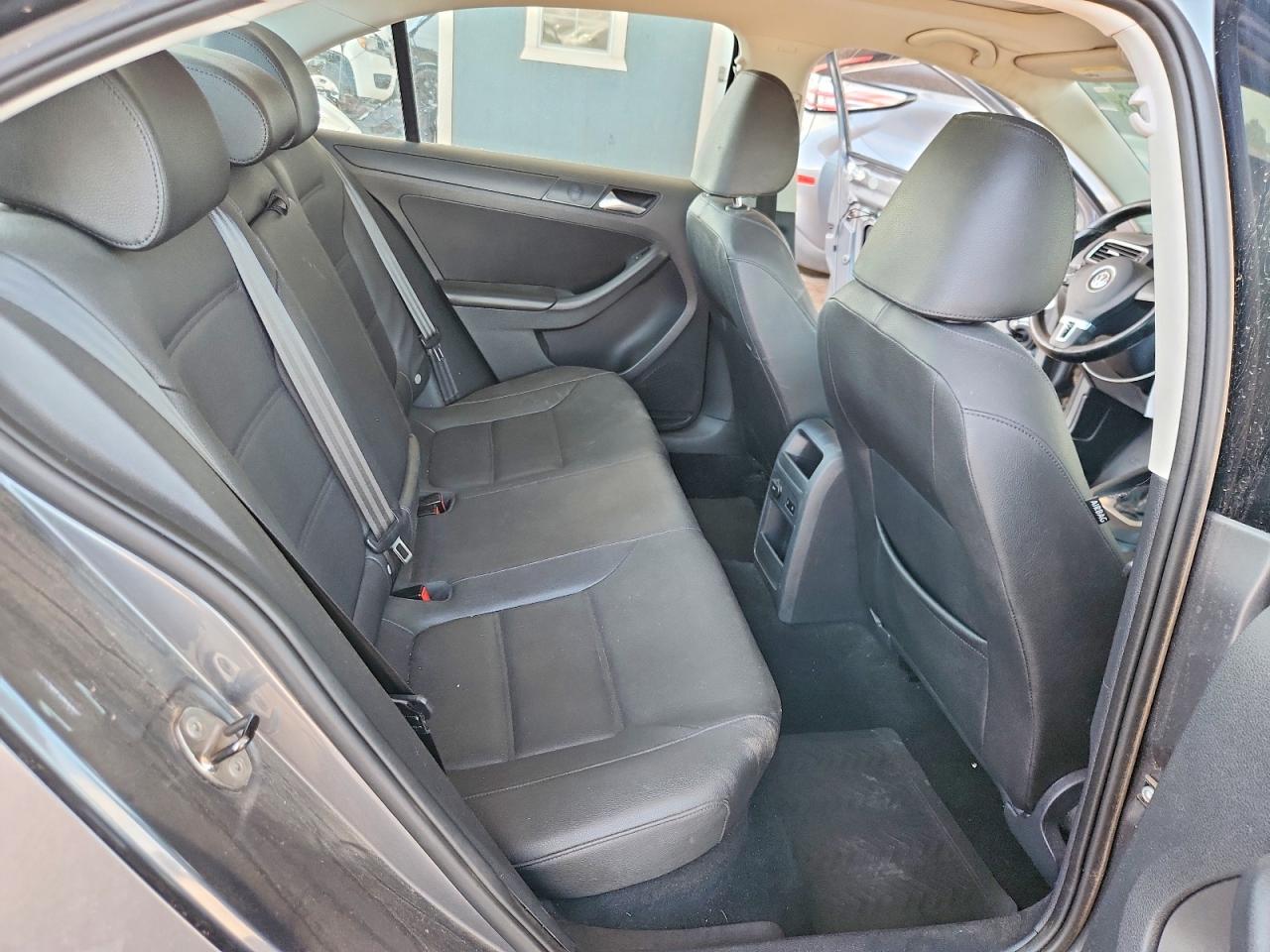 2012 VOLKSWAGEN JETTA