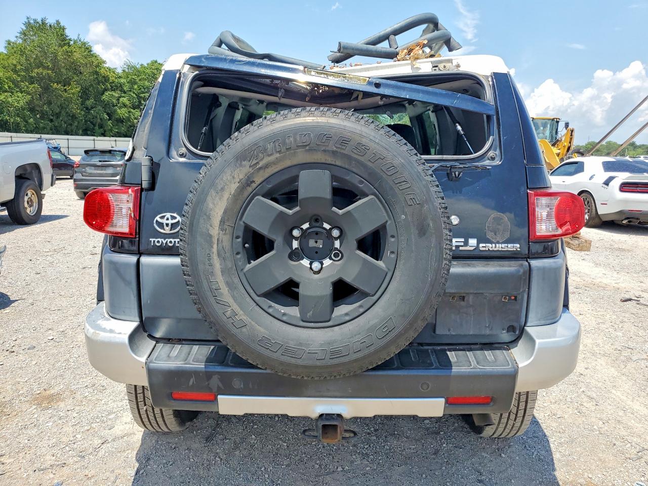2007 TOYOTA FJ CRUISER